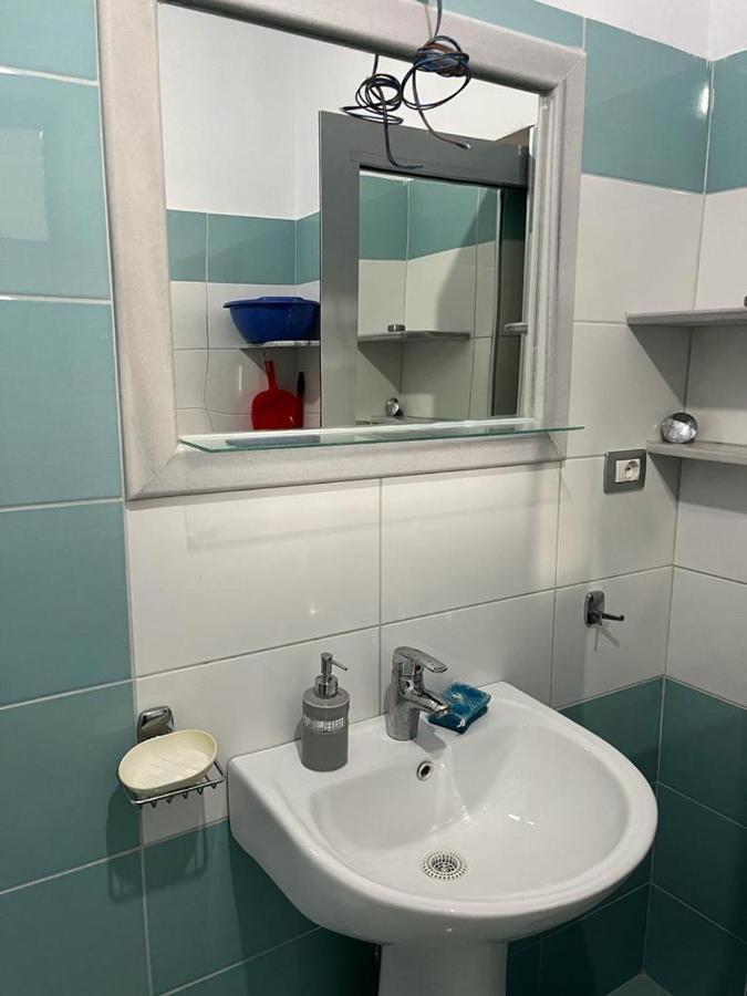Riviera Rooms Sarandë Exteriör bild